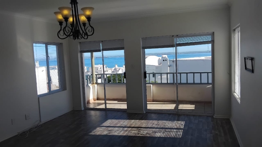 To Let 3 Bedroom Property for Rent in Paradise Beach Western Cape